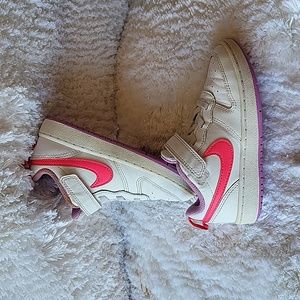 Nike All day play/ Nike court Borough Low court